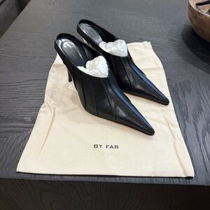 Neiman Marcus Black Pointed Heeled Mules